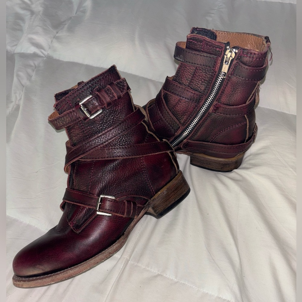 Freebird by Steven Wine Leather Buckle Strap Ankle Boots - Picture 12 of 13